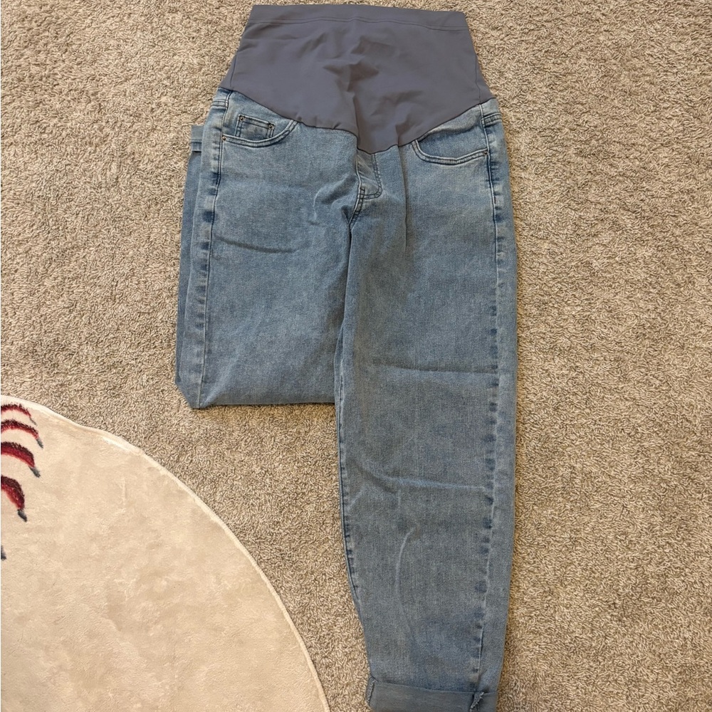 Maternity High-Waist Blue Denim Jeans with Stretch Panel